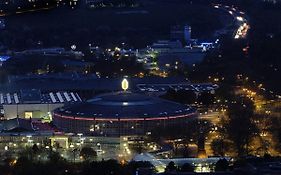 Schoene Grosse Wohnung 2 Schlafzimmer Bis 6 Pax Naehe Stadion Signal Iduna